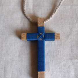 cruz de comunión ibicenca , cruz oro comunion, cruz de madera comunion