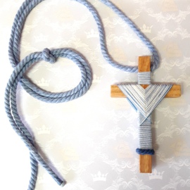 Cruz de madera comunión niño