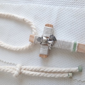 Cruces de comunión con cordón. Cruz de madera comunión personalizada