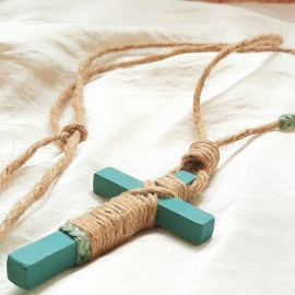 Cruces de comunión con cordón. Cruz de madera comunión personalizada