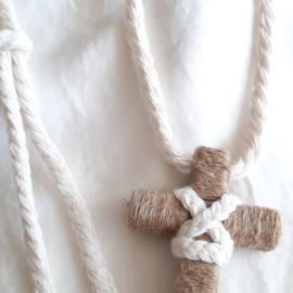 Cruces de comunión con cordón. Cruz de madera comunión personalizada