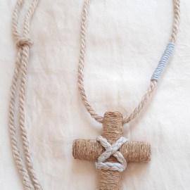 Cruces de comunión con cordón. Cruz de madera comunión personalizada