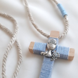 Cruces de comunión con cordón. Cruz de madera comunión personalizada