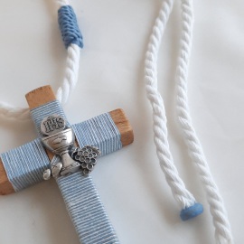 Cruces de comunión con cordón. Cruz de madera comunión personalizada