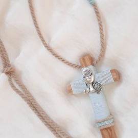 Cruces de comunión con cordón. Cruz de madera comunión personalizada