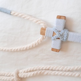 Cruces de comunión con cordón. Cruz de madera comunión personalizada