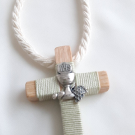 Cruces de comunión con cordón. Cruz de madera comunión personalizada