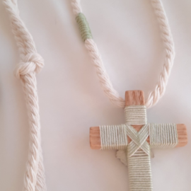 Cruces de comunión con cordón. Cruz de madera comunión personalizada