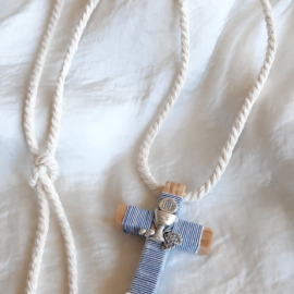 Cruces de comunión con cordón. Cruz de madera comunión personalizada