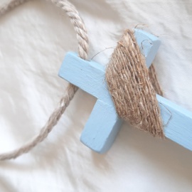 Cruces de comunión con cordón. Cruz de madera comunión personalizada