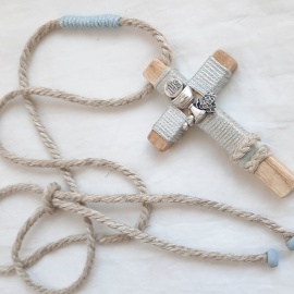 Cruces de comunión con cordón. Cruz de madera comunión personalizada