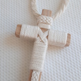 Cruces de comunión con cordón. Cruz de madera comunión personalizada