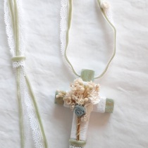 Cruz de comunión, cruces de comunión personalizadas, cruces de comunión modernas, comuniones 2026