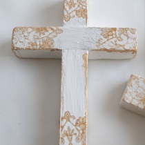 Cruz de comunión, cruces de comunión personalizadas, cruces de comunión modernas, comuniones 2026